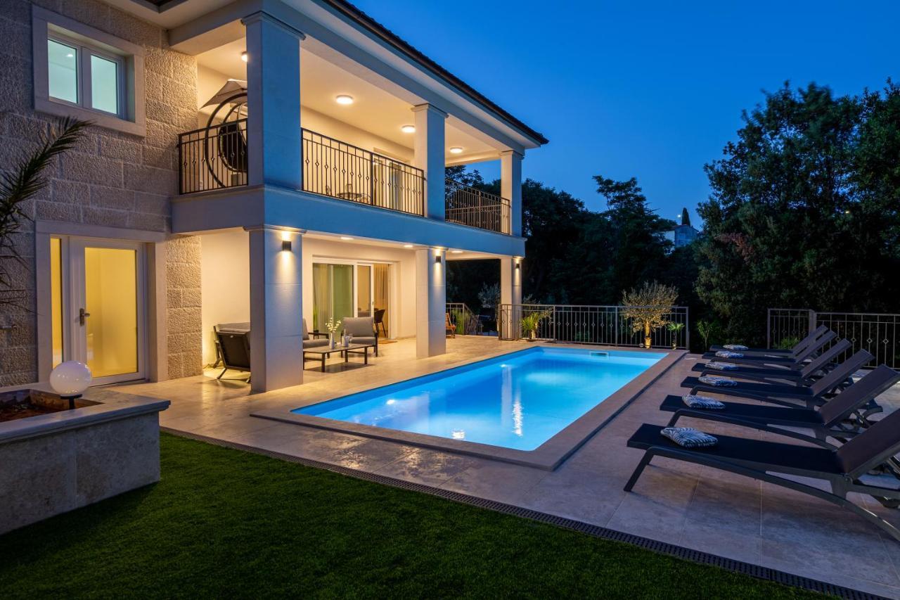 Villa Pafran With Heated Pool Krk Krk Town Exteriör bild