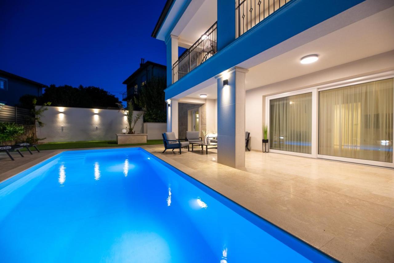 Villa Pafran With Heated Pool Krk Krk Town Exteriör bild
