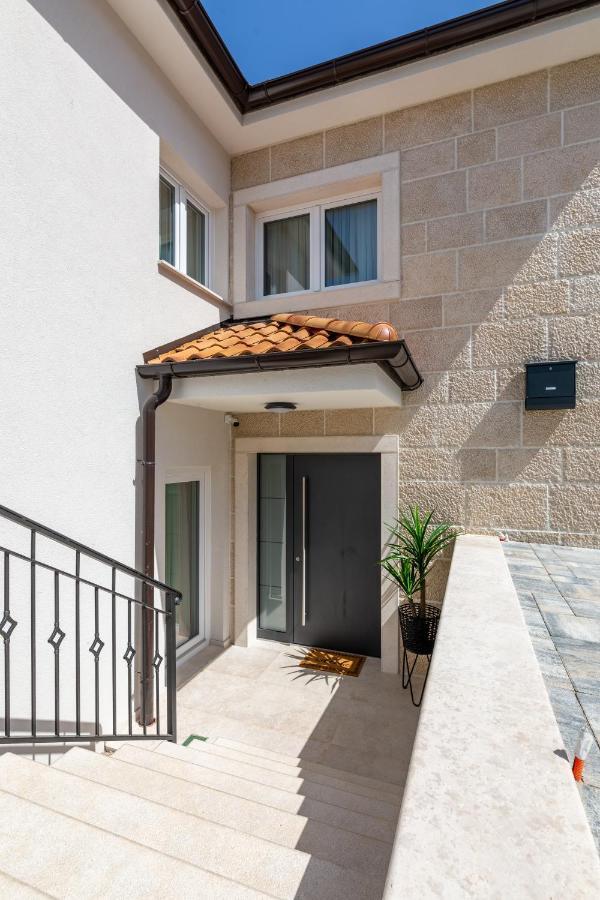 Villa Pafran With Heated Pool Krk Krk Town Exteriör bild